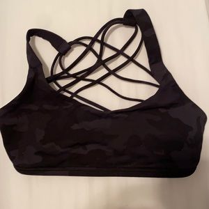 Lulu lemon black canon sports bra with detailed back
